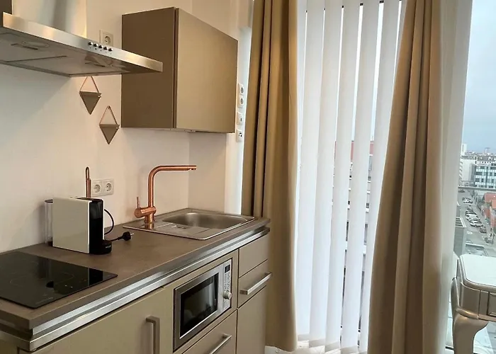 Panorama Apartment *