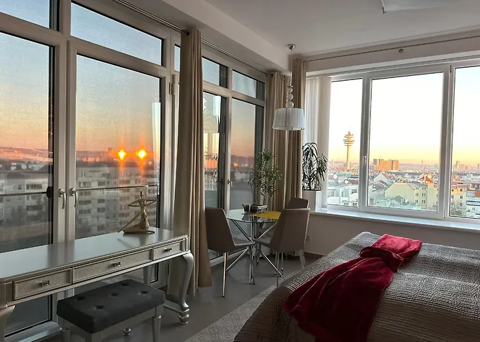 Panorama Apartment *