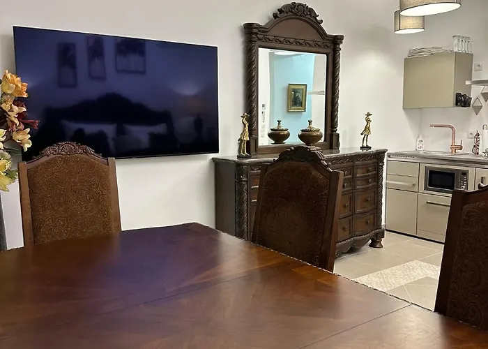 Apartment Panorama *